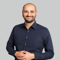 Dr. med. Hamid Joneidi Jafari, Plastische und Ästhetische Chirurgie in Bochum, Ästhetik-Centrum